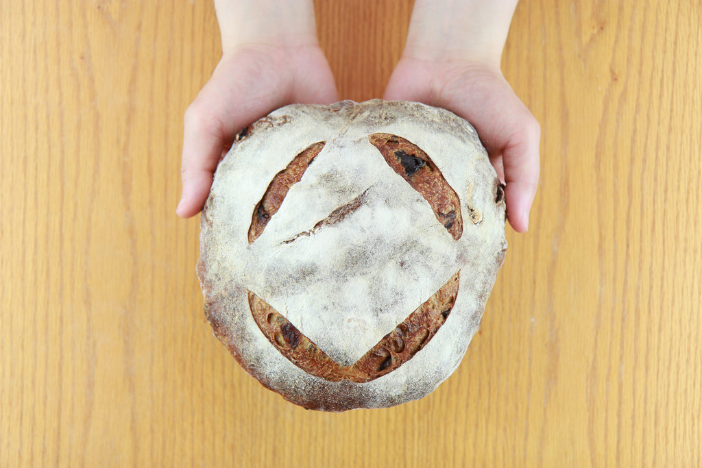 Black Walnut Sourdough  黑核桃 酸麵包