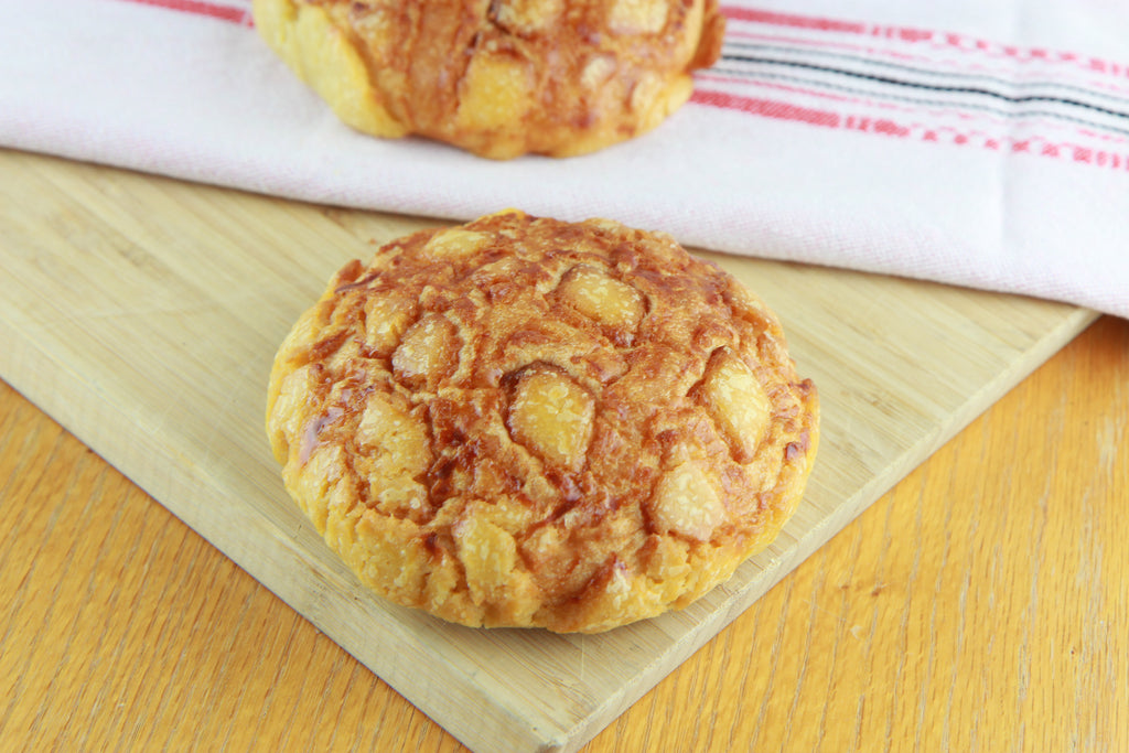 Taiwanese Bolo Bun  台式菠蘿包